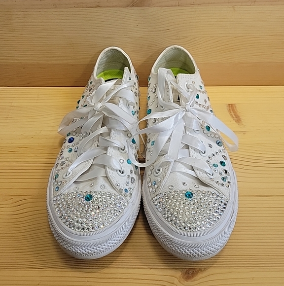 Crystal embellished converse shoes Youth size 3 - Picture 1 of 8